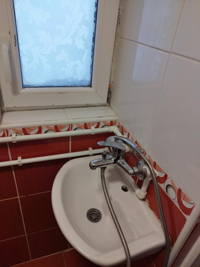 Small Apartment Private Bathroom Strong Wi-Fi Belgrade Exterior photo