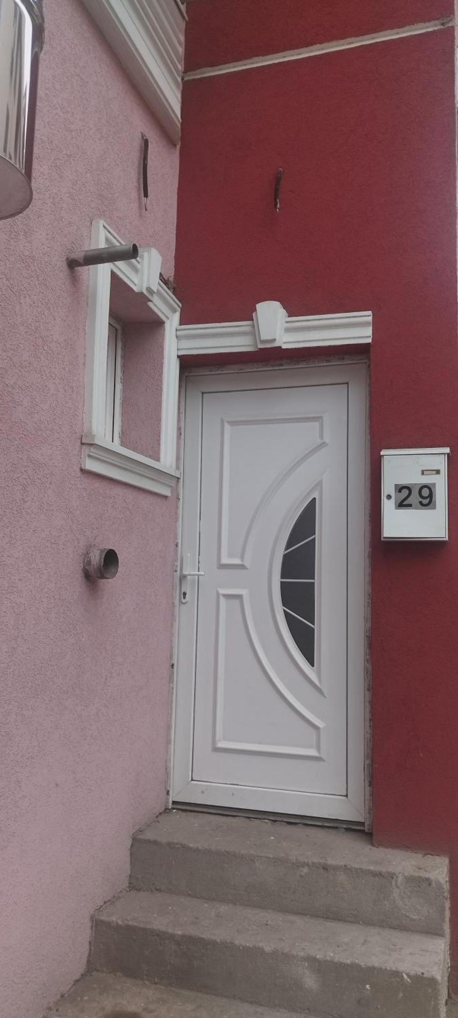 Small Apartment Private Bathroom Strong Wi-Fi Belgrade Exterior photo
